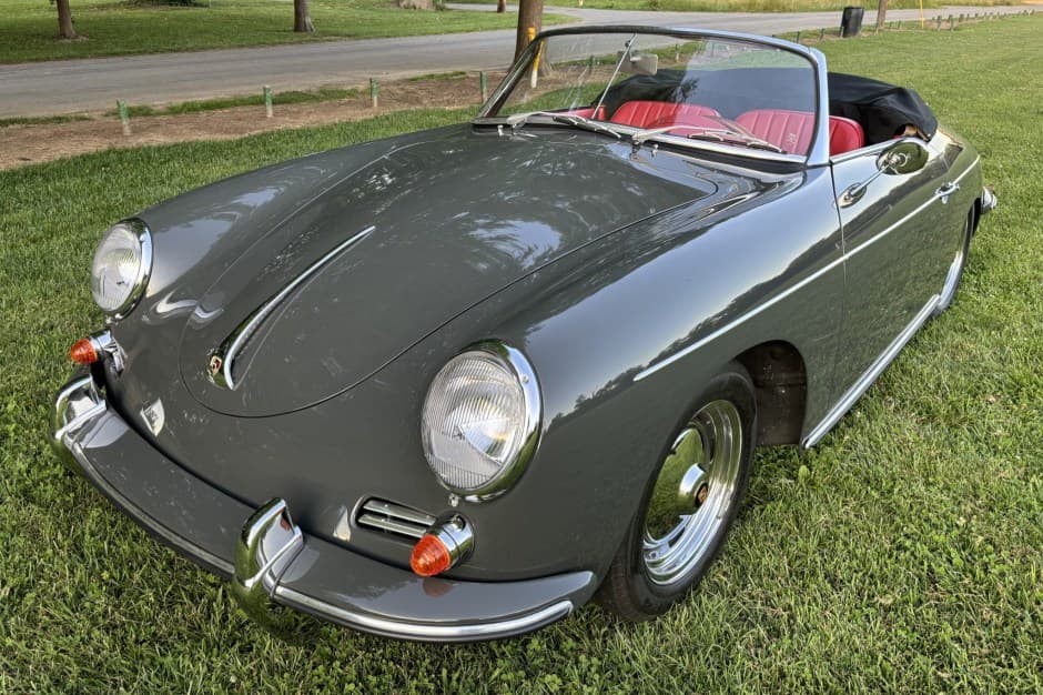 1960 Porsche 356B sold for $125,000