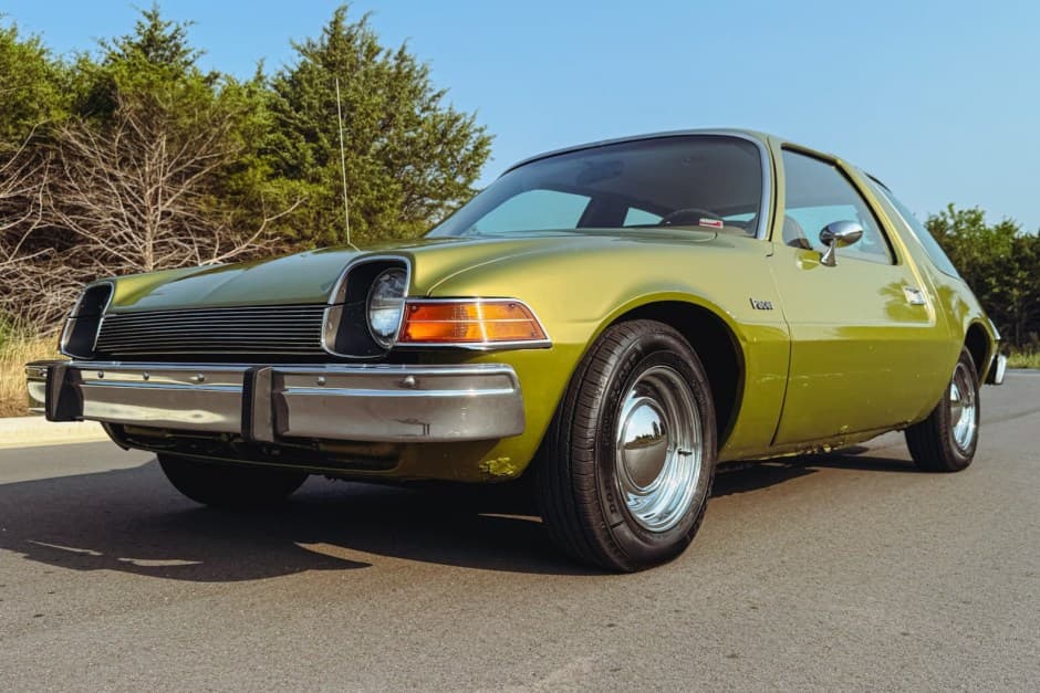 1975 AMC Pacer sold for $6,100