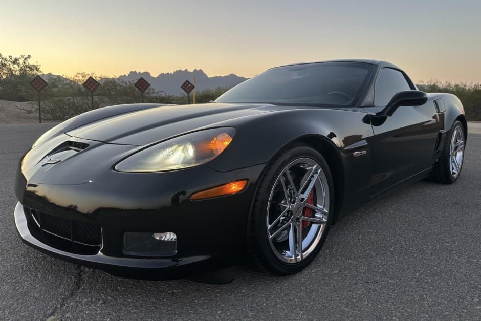 2008 Chevrolet Corvette C6 sold for $35,000