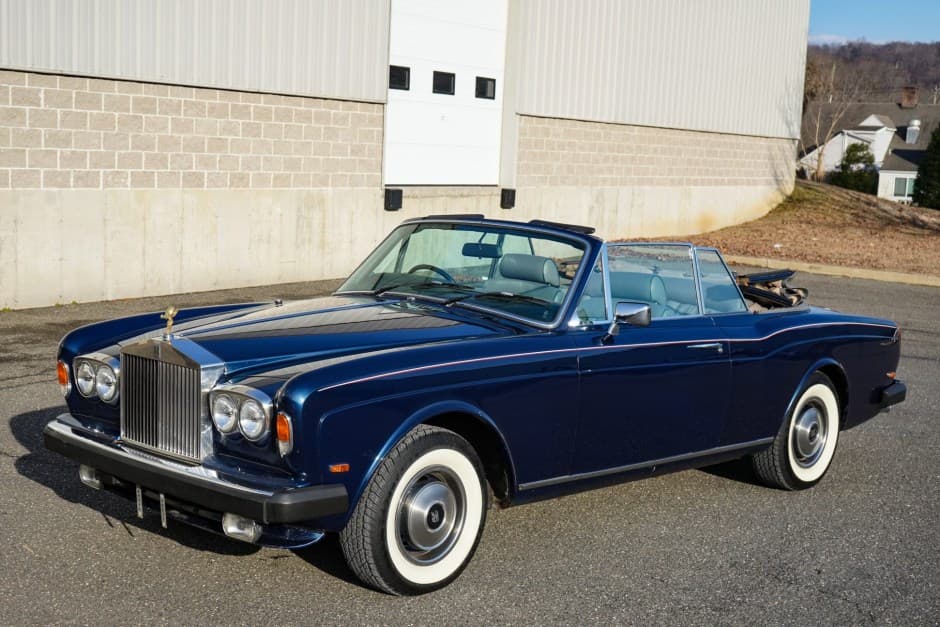 1977 Rolls-Royce Corniche sold for $33,250