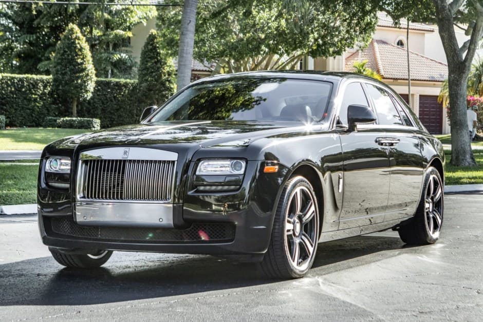 2014 Rolls-Royce Ghost sold for $118,000