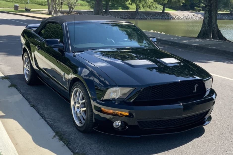 2008 Ford Mustang S197 2005-2014 sold for $30,000