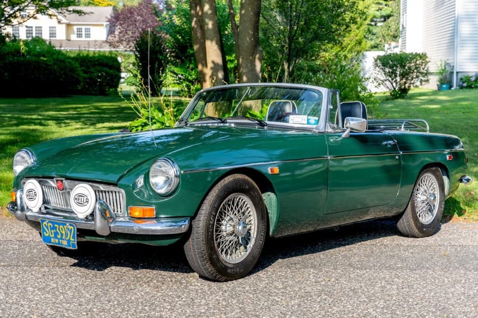 1969 MG MGB sold for $12,500