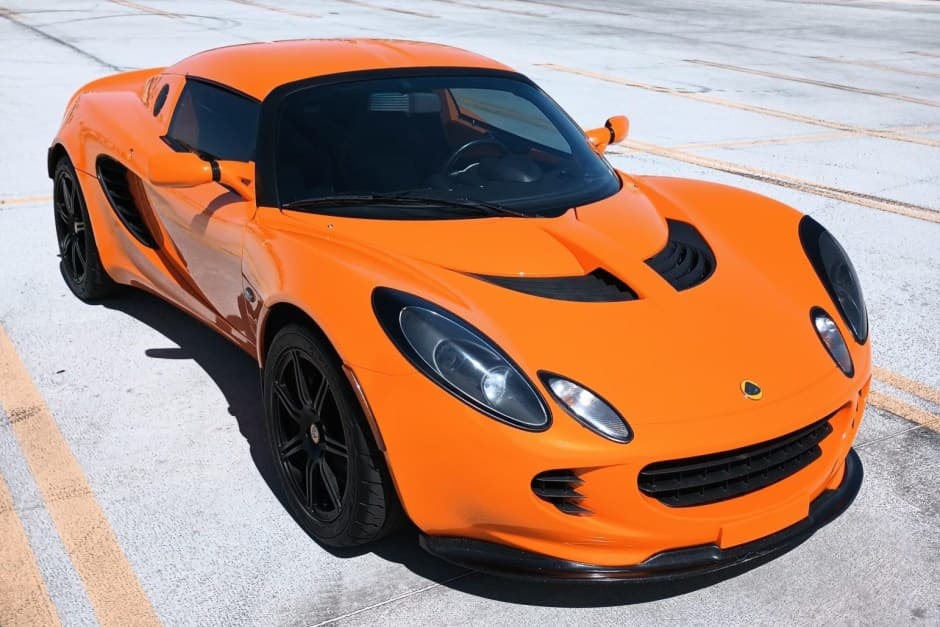 2005 Lotus Elise sold for $42,500