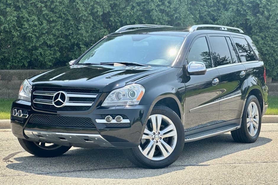 2010 Mercedes-Benz GL & GLS-Class sold for $16,250