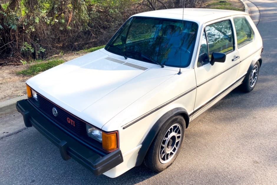 1984 Volkswagen GTI Mk1 sold for $10,250