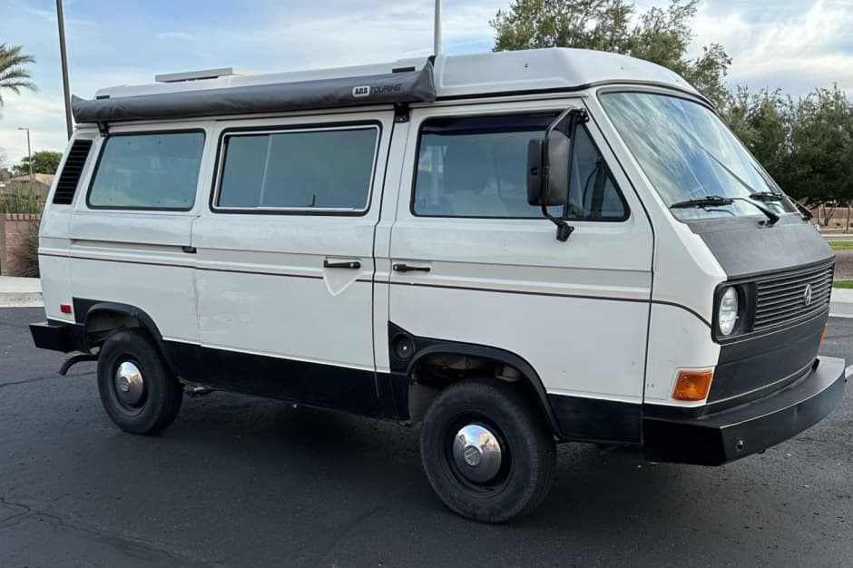 1982 Volkswagen Vanagon sold for $11,000