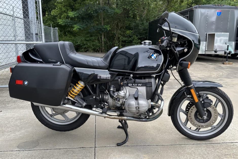 1992 BMW Motorcycles sold for $5,555