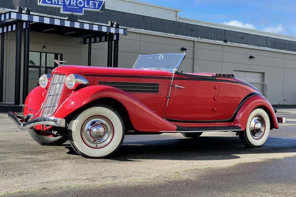 1935 Auburn 851/852 sold for $102,000