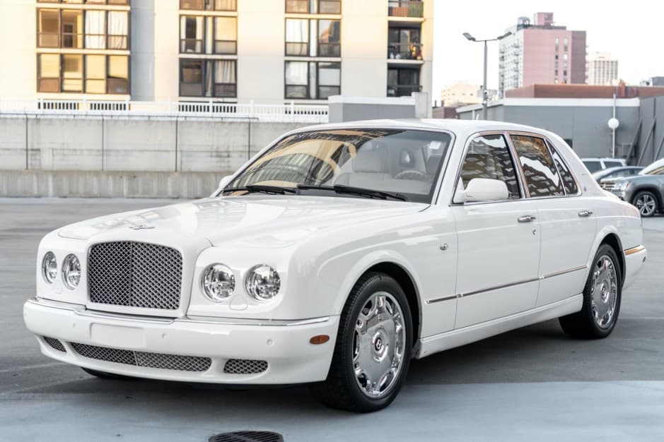 2007 Bentley Arnage sold for $67,000