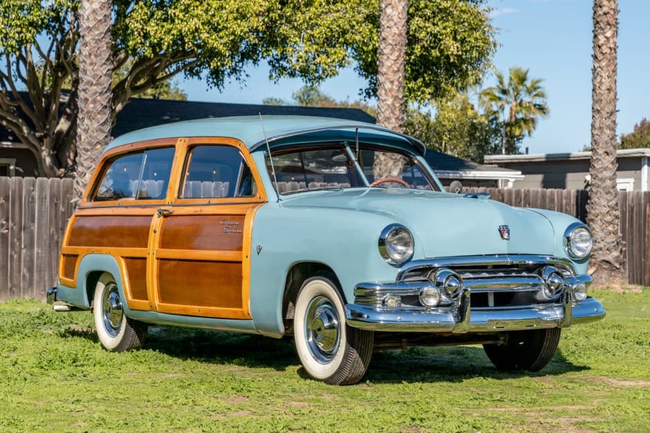 1951 Ford Country Squire sold for $31,900