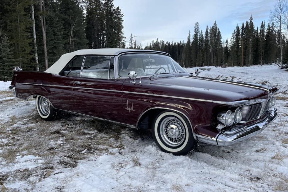 1962 Chrysler Imperial sold for $68,500