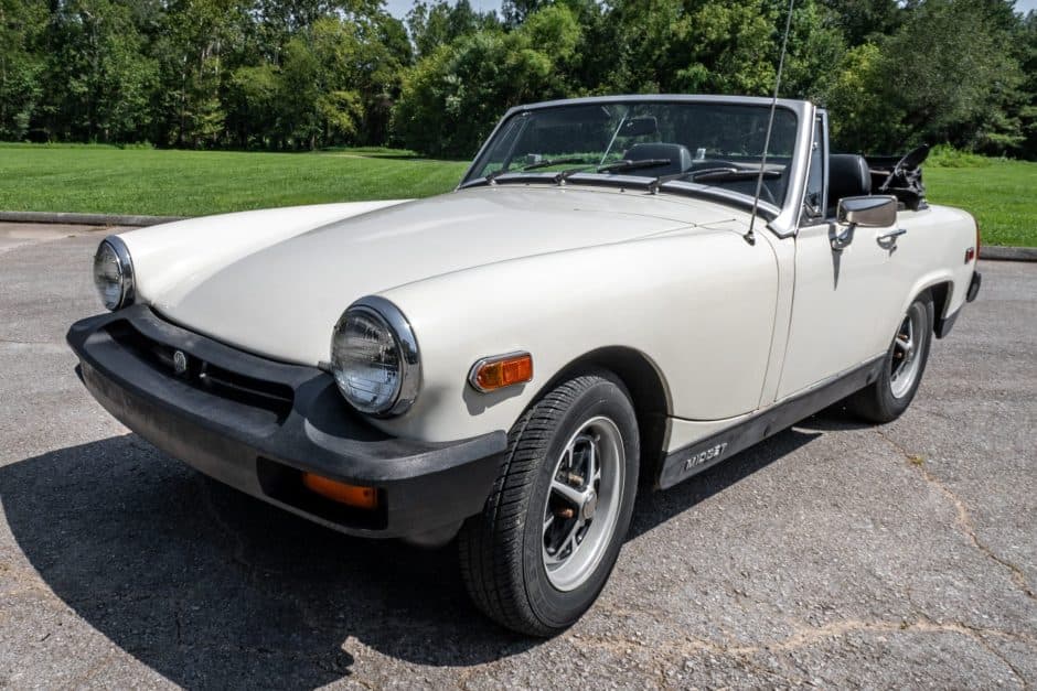 1979 MG Midget sold for $4,000