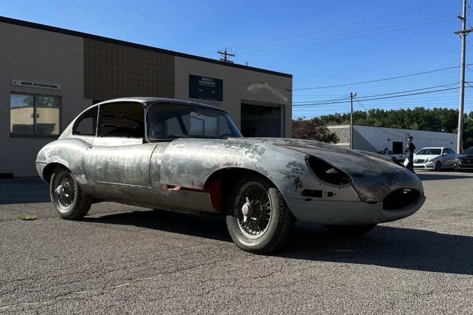 1966 Jaguar XKE Series I sold for $16,250