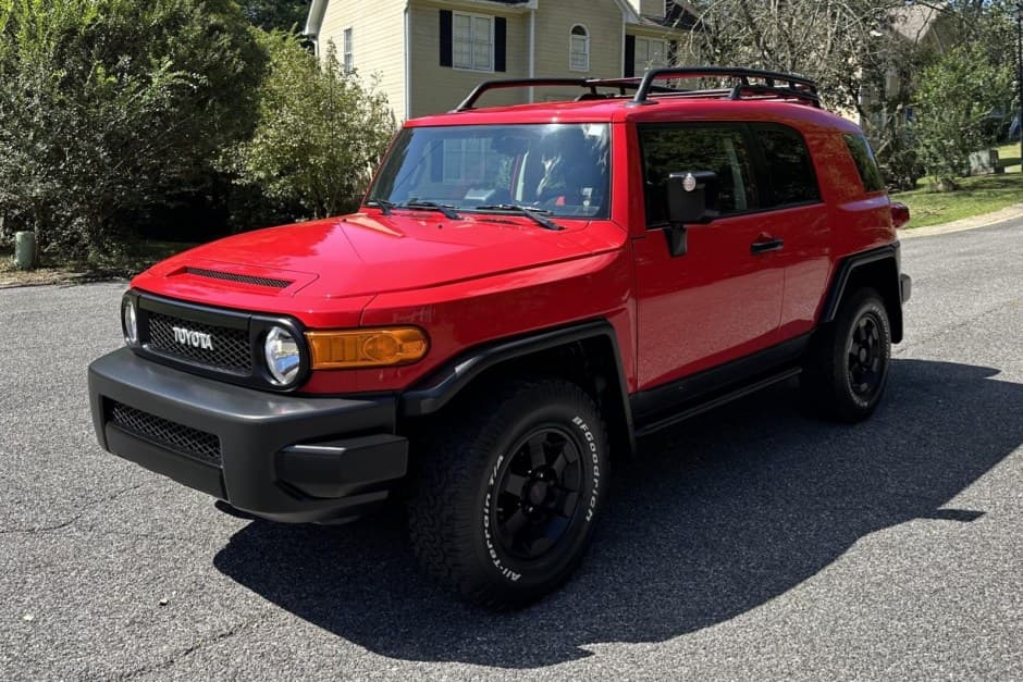 2012 Toyota FJ Cruiser sold for $44,250