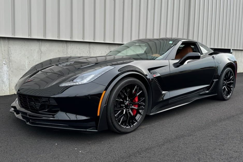 2017 Chevrolet Corvette C7 sold for $70,000