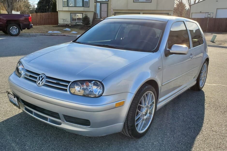 2002 Volkswagen GTI Mk4 sold for $5,100