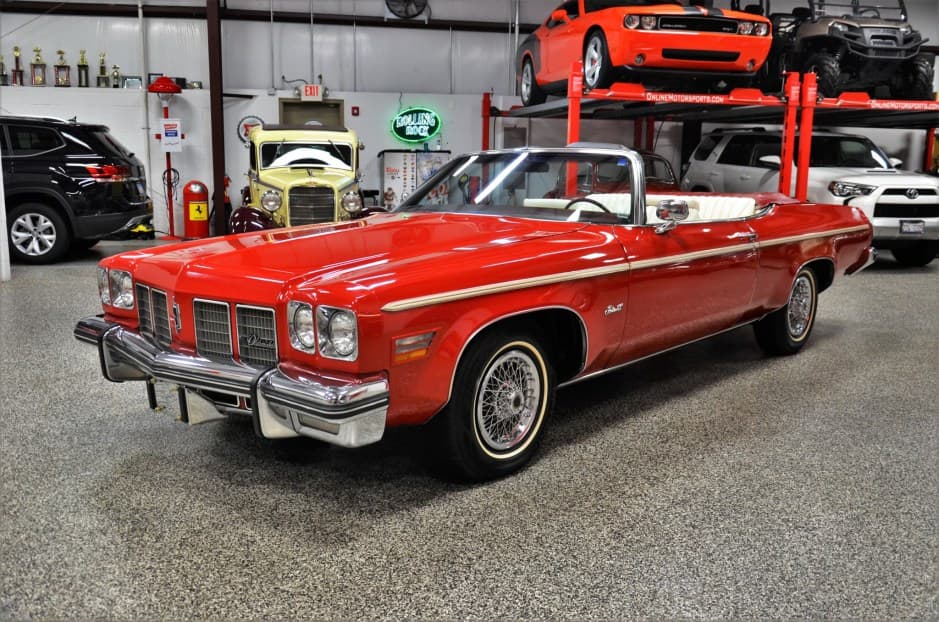 1975 Oldsmobile 88 sold for $16,000