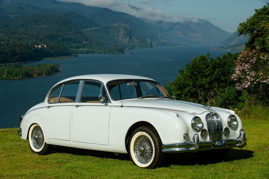 1961 Jaguar Mk II sold for $20,250