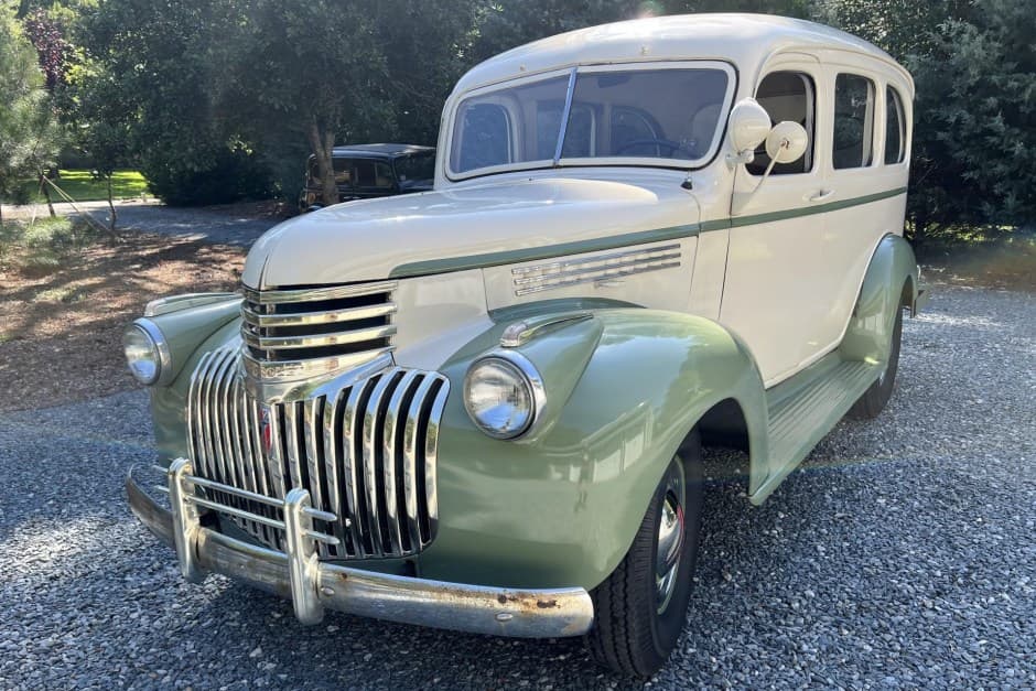1941 Chevrolet Carryall Suburban (1941-1946) sold for $28,000
