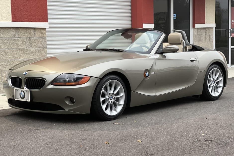 2004 BMW Z4 Roadster E85 sold for $14,350