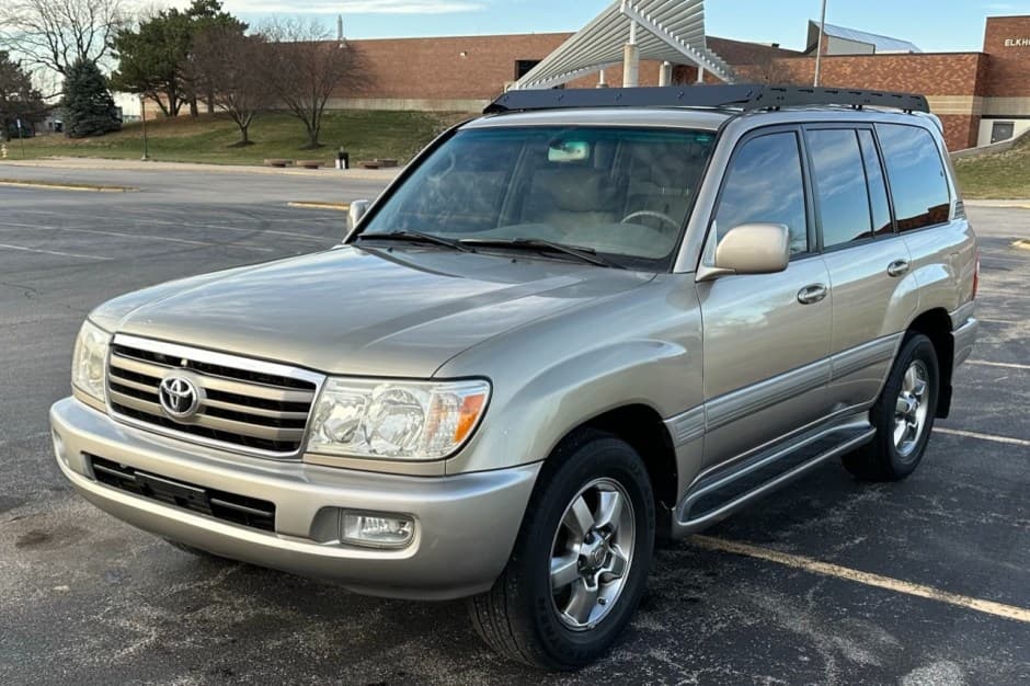 2007 Toyota Land Cruiser 100-Series sold for $25,000