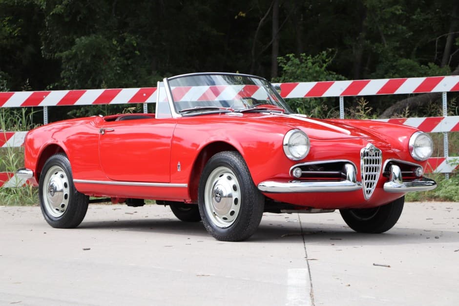1961 Alfa Romeo 750/101 Series Giulietta & Giulia sold for $40,000