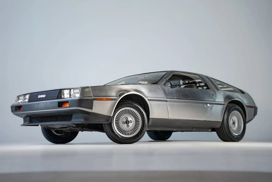1983 DeLorean DMC-12 sold for $61,500