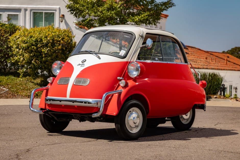 1958 BMW Isetta sold for $43,000