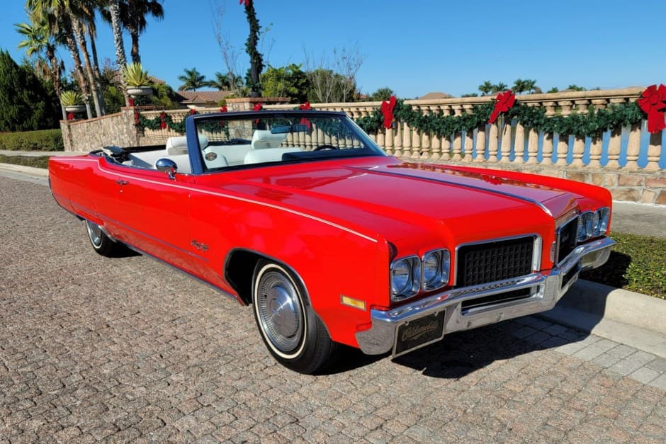1970 Oldsmobile 98 sold for $18,500