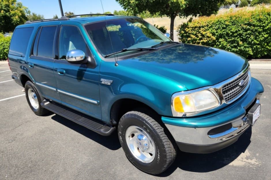 1998 Ford Expedition sold for $8,950