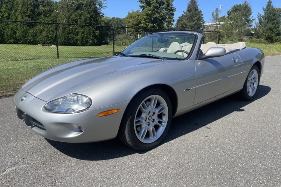 1999 Jaguar XK8 sold for $11,250
