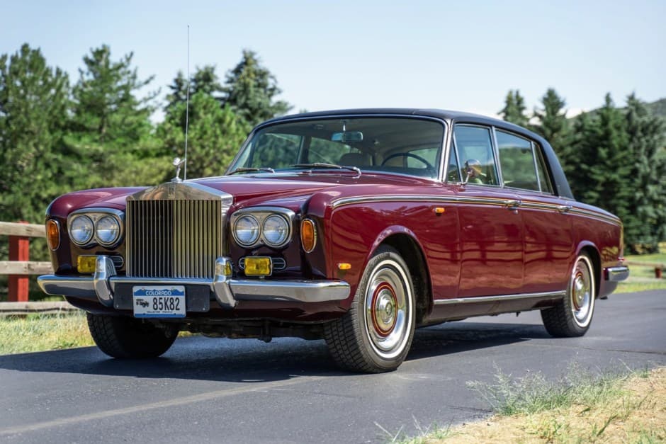 1969 Rolls-Royce SY Silver Shadow & Silver Wraith II sold for $22,356