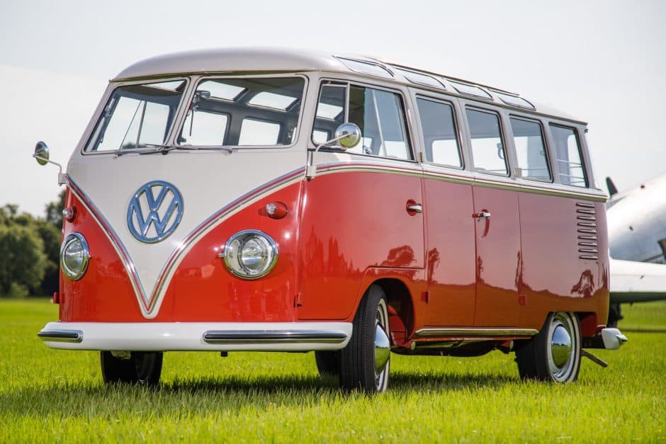1961 Volkswagen Split-Window Bus sold for $110,000