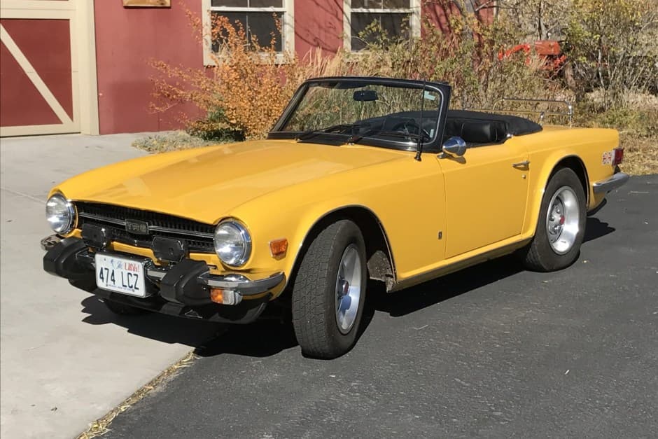 1974 Triumph TR6 sold for $12,900
