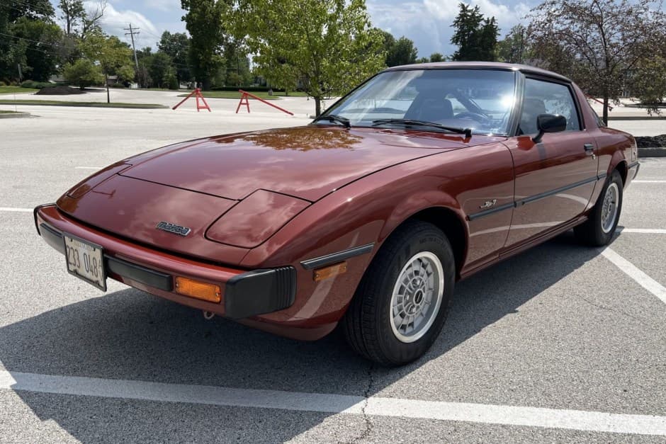 1980 Mazda RX-7 FB sold for $24,000