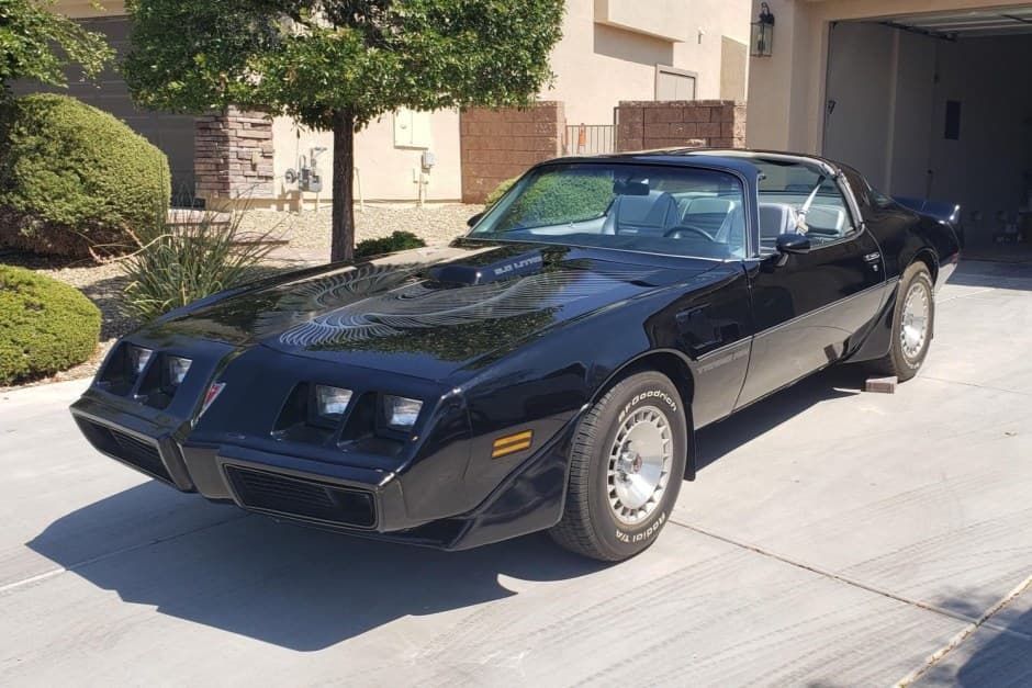 1981 Pontiac Firebird (1970-1981) sold for $24,000
