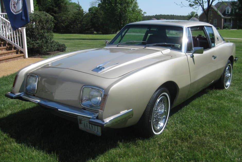 1966 Studebaker Avanti sold for $16,000