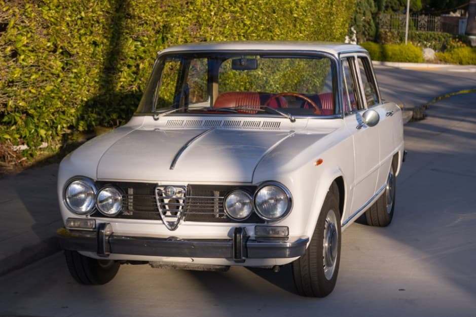 1969 Alfa Romeo 105 Series Sedan sold for $43,500