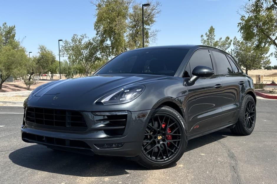 2017 Porsche Macan sold for $23,500