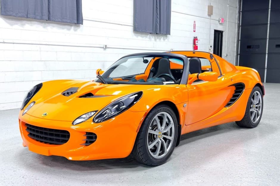 2005 Lotus Elise sold for $52,500