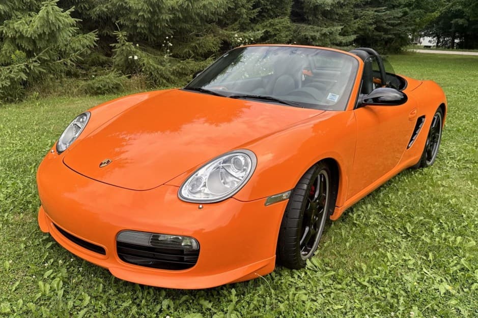 2008 Porsche 987 Boxster sold for $30,000