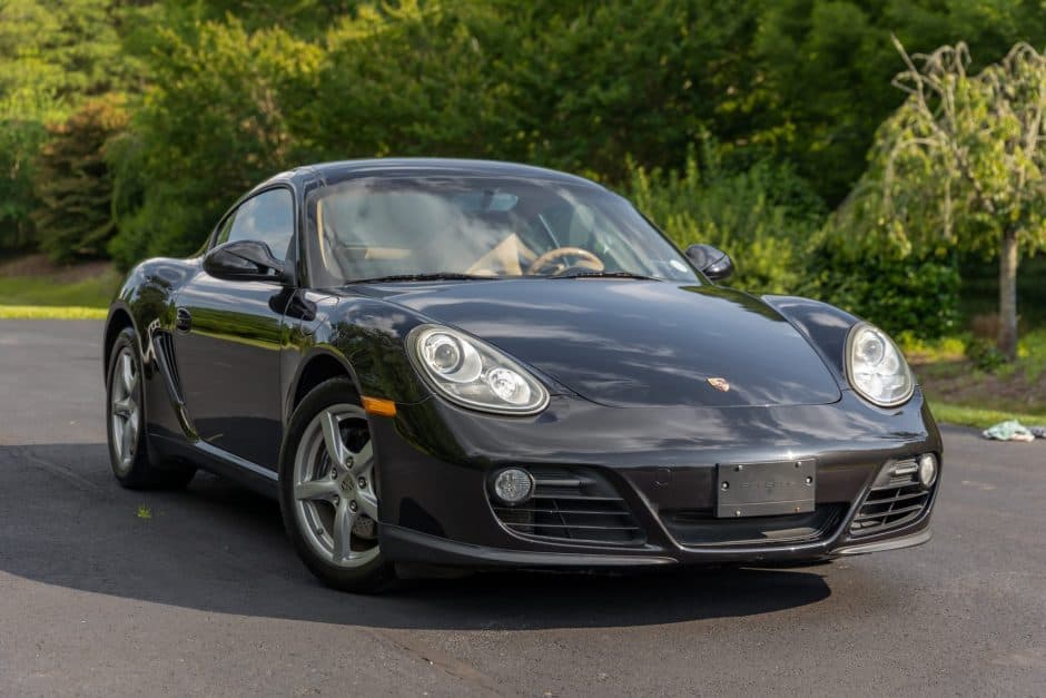 2009 Porsche 987 Cayman sold for $20,500
