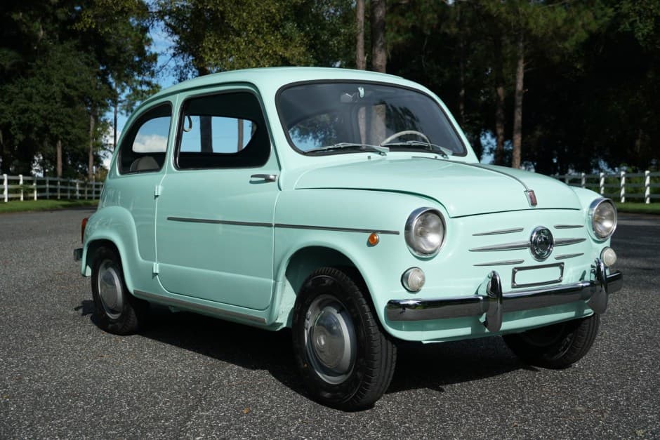 1963 Fiat 600 Sedan sold for $8,600