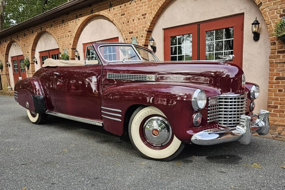 1941 Cadillac Series 62 sold for $46,000