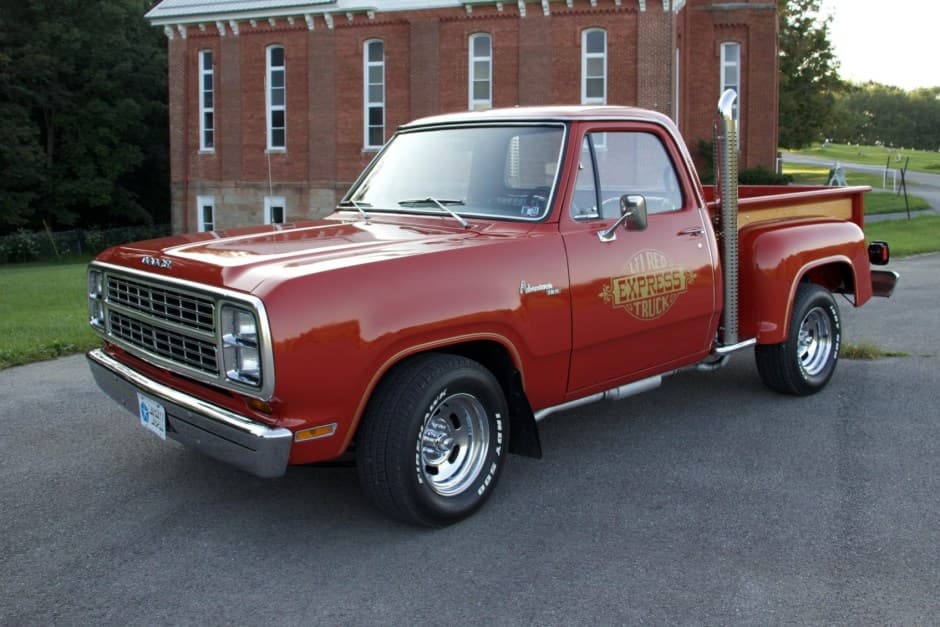 1979 Dodge D-Series (1972-1980) sold for $17,250
