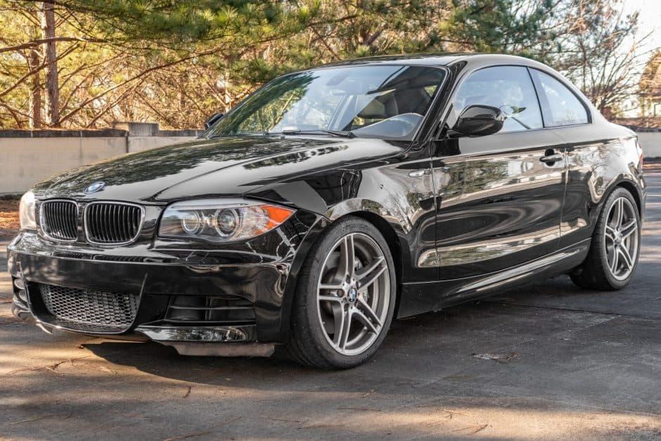 2013 BMW E82/E88 1-Series sold for $23,250