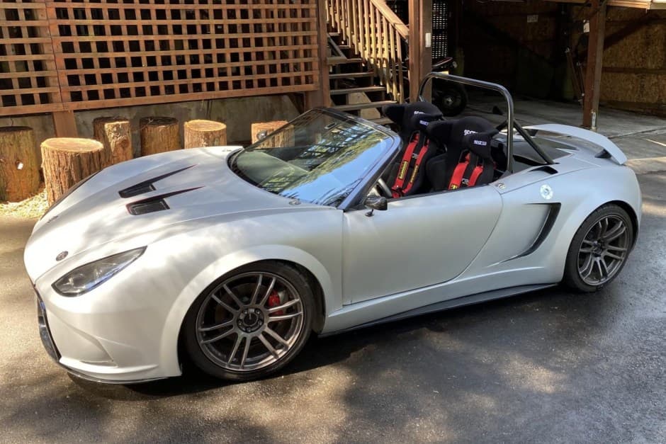 0 Factory Five 818 sold for $21,000