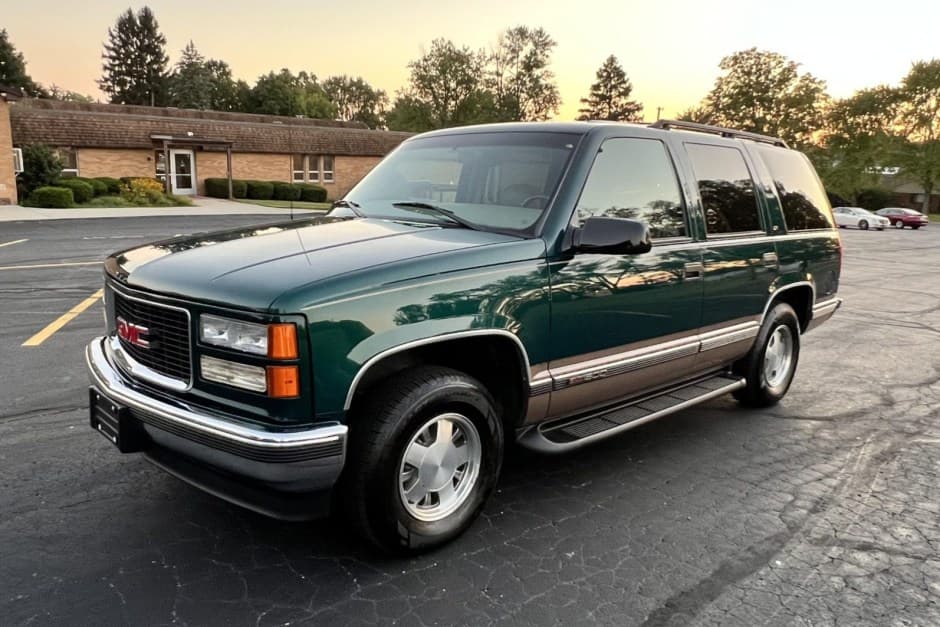1998 GMC Yukon GMT400 sold for $10,500
