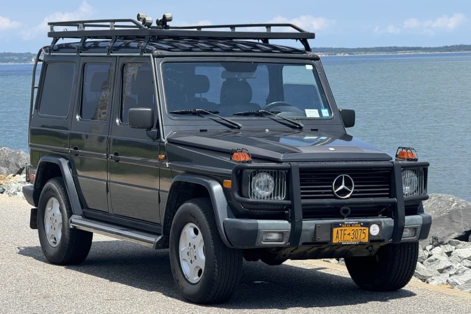 1995 Mercedes-Benz W463 G-Class (1990-2018) sold for $12,500